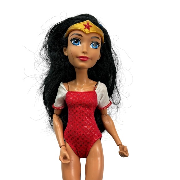 Disney Descendants Evie, Mc2 Adrienne, Wonder Woman Dolls & Monster High Luggage - Picture 16 of 16